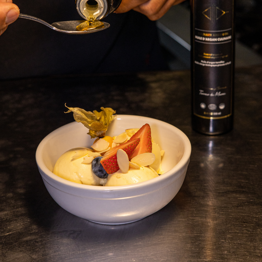 Vanilla ice cream with Argan oil